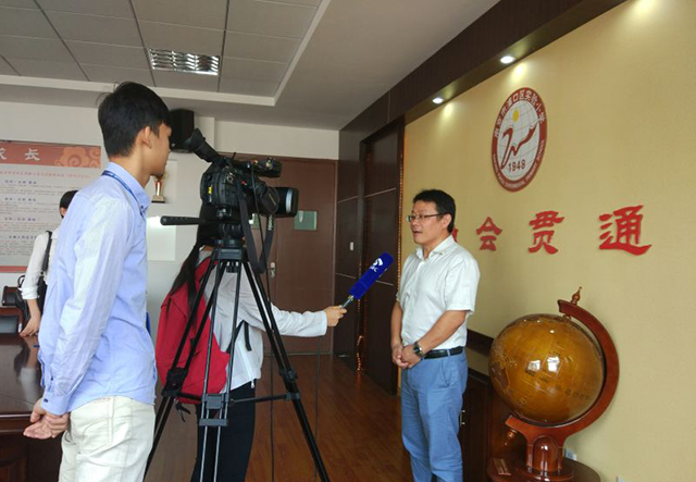 南京市浦口区实验小学校长任力接受江苏省教育频道记者采访